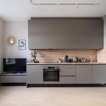 Cozy & Stylish - Great For Short Trips Apartment *